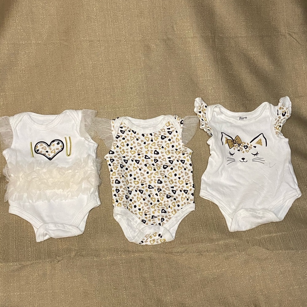 Matching set of 3 onesies